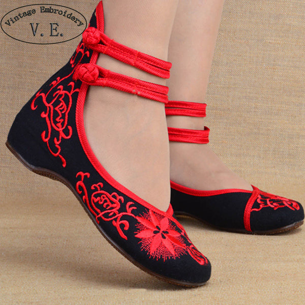 Fashion Women Shoes Old Beijing Mary Jane Flats Casual Shoes Chinese Embroidered Cloth Woman Ballerina Shoes Plus Size 41